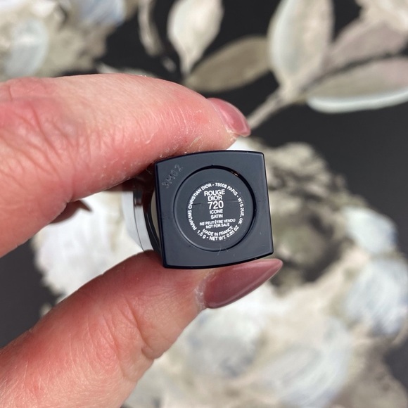 NWT Dior VIP Limited Edition Compact Mirror and Mimi Lipstick Set. - Picture 7 of 13